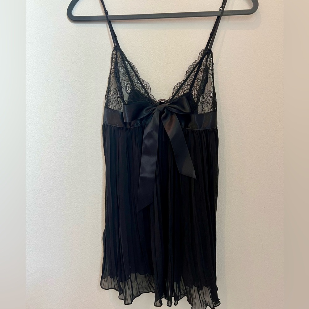 NWT Victoria's Secret Black Lace Camisole